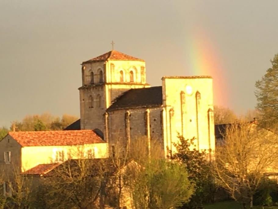 La Petite Maison - La Grange Des Colporteurs Nanclars Zewnętrze zdjęcie